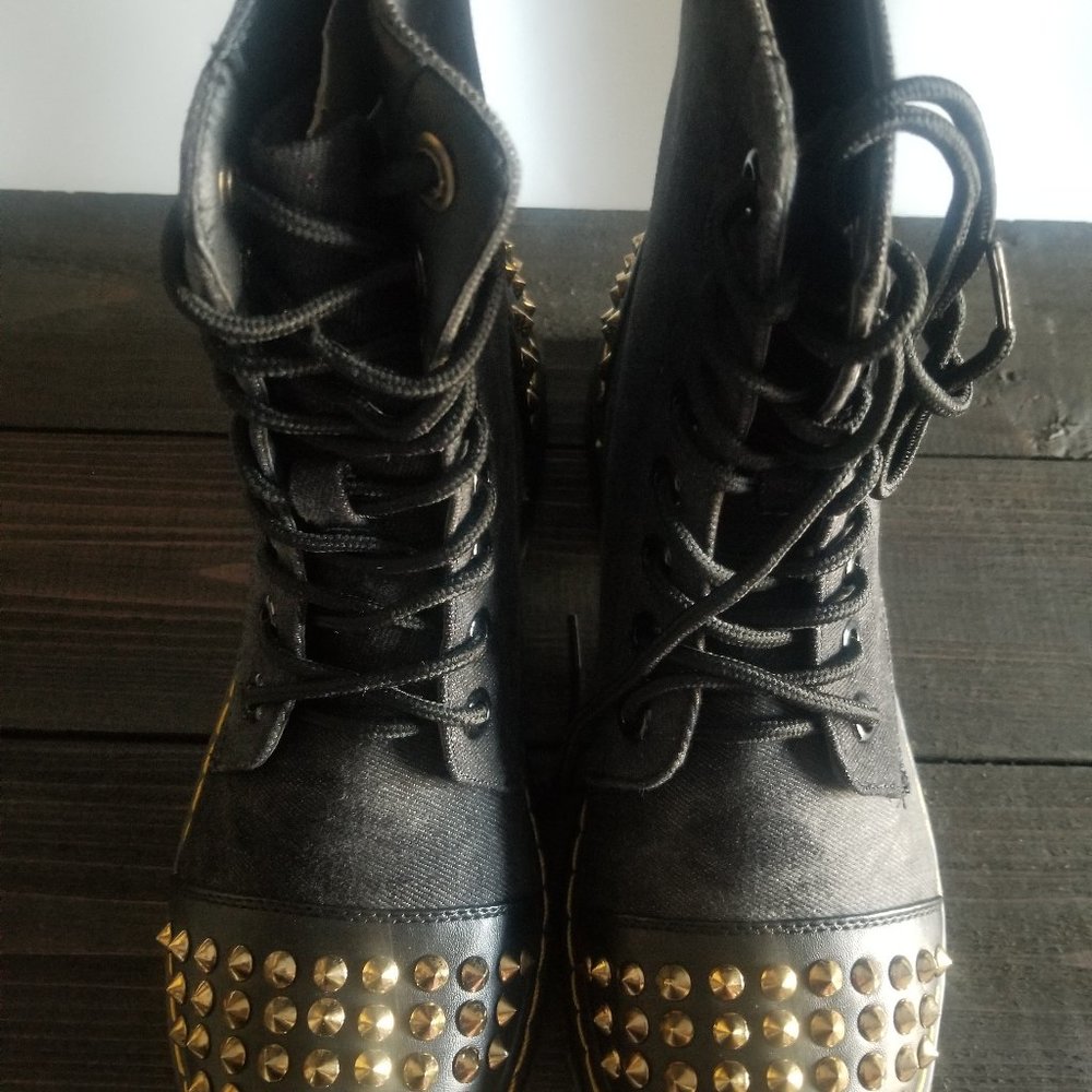 Studded boots? Yes, please!